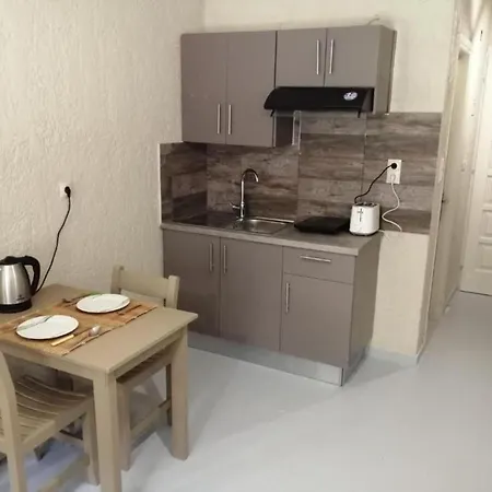 Afrodite 10 Spacious Apartment