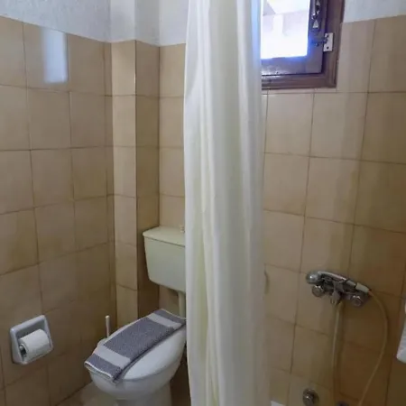 Afrodite 10 Spacious Apartment *